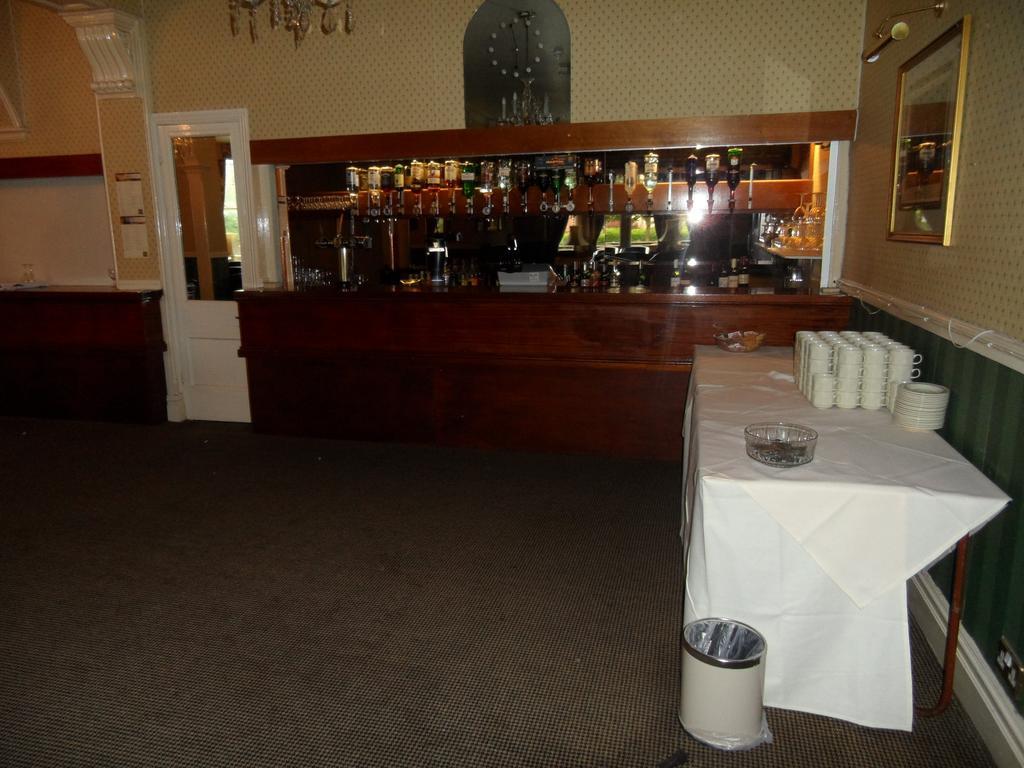 Glen Usk Hotel Llandrindod Wells Eksteriør bilde