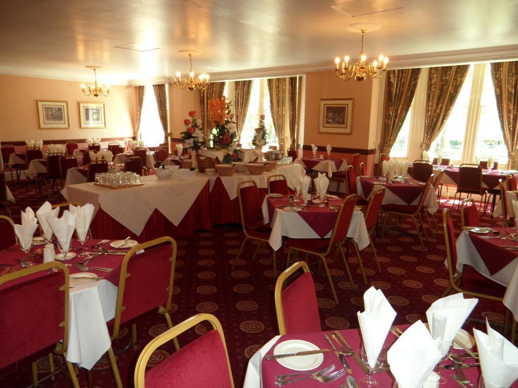 Glen Usk Hotel Llandrindod Wells Eksteriør bilde