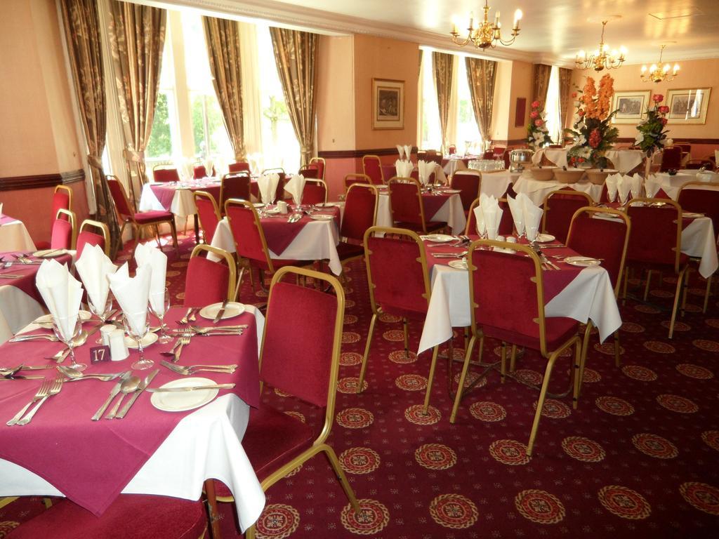 Glen Usk Hotel Llandrindod Wells Eksteriør bilde
